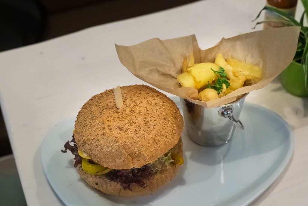 I Love Veggie Burger