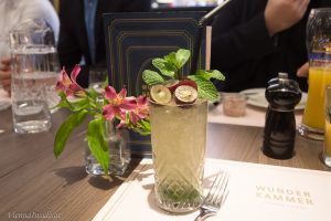 Wunderbrunch in der Wunderkammer des Renaissance Hotel Wien