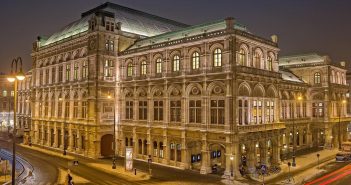 Staatsoper Wien by Christine Khom